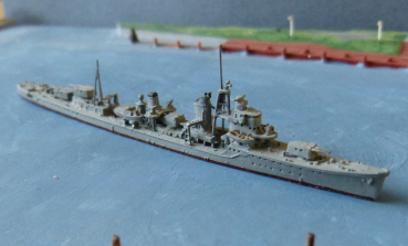 Neptun Modell 1 : 1250 Zerstörer Yugumo - Japanische Marine !