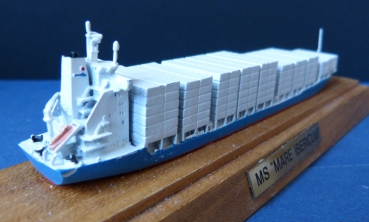 Ship Model Cargo Wessel / Container Ship Mare Ibericum !