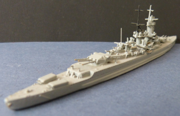 Neptun Ship Model - German Second World War Pocket Battle Ship Admiral Graf Spee - 1:1250