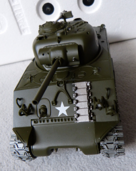 Preview: Minichamps Modell 1:35 - M 4 A3  Sherman Panzer der US Armee in OVP