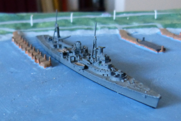 Neptun Modell 1 : 1250 , Minenleger Tsugaru - Japanische Marine !