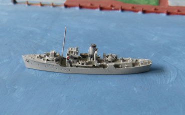 Ship Model ( 1:1250 ) - Royal Navy 2. World War Corvette Begonia