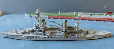 Neptun Modell : französisches Schlachtschiff Lorraine - Maßstab 1:1250
