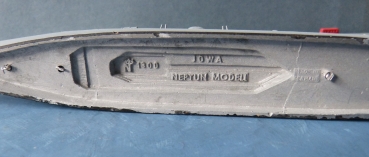Neptun Modell 1300 - Schlachtschiff Iowa - US Navy - 1:1250 !