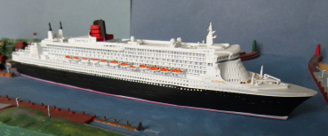 CM KR Modell 323 Kreuzfahrtschiff Queen Mary 2 Maßstab 1:1250 Cunard
