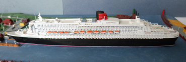 Preview: CM KR Modell 323 Kreuzfahrtschiff Queen Mary 2 Maßstab 1:1250 Cunard