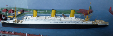 Mercator Modell 402 - Dampfer / Liner Vaterland - Reederei HAPAG 1:1250