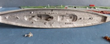 Neptun Ship Model 1002 - 1:1250 : German Second World War Battle Ship Bismarck