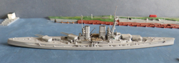 Preview: Navis Ship Model 21 N German First World War imperial Navy Battlecruiser Mackensen 1:1250