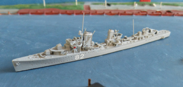 Neptun Ship Model 1064 German Second World War Destroyer Z 9 - 13 Scale 1:1250