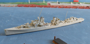 Neptun Ship Model 1065 German 2. World War Destroyer Z 5 - 8 Scale 1:1250