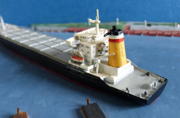 Preview: CM KR Modell 133 Containerschiff Alemania Express Hapag Lloyd Maßstab 1:1250