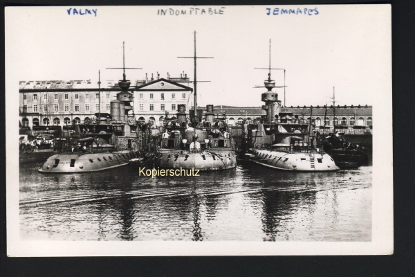 Foto mit 3 alten französischer Kreuzern / Panzerschiffen !