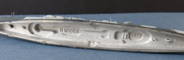 Neptun Modell schwerer Kreuzer Admiral Hipper 1:1250 ! Gesupert in Tarnbemalung