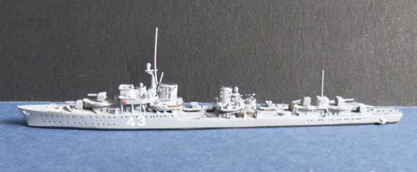 Ship Model German Second World War Destroyer Z 20 - 22 , 1:1250 !