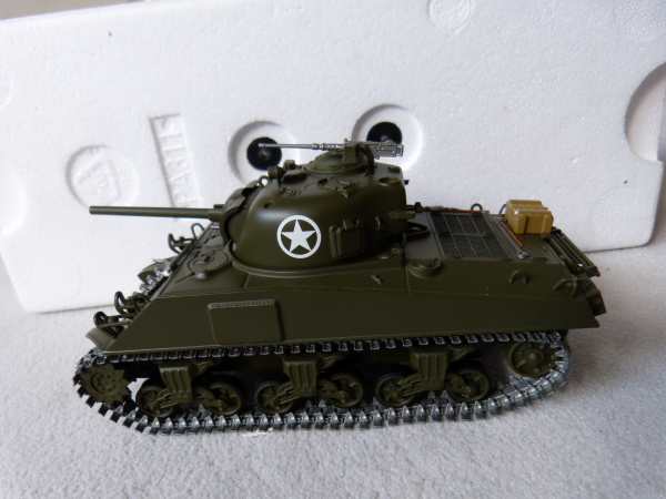 Minichamps Modell 1:35 - M 4 A3  Sherman Panzer der US Armee in OVP