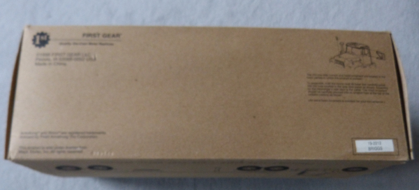 First Gear Modell 1:34 - R Model LKW Mack / Briggs in OVP