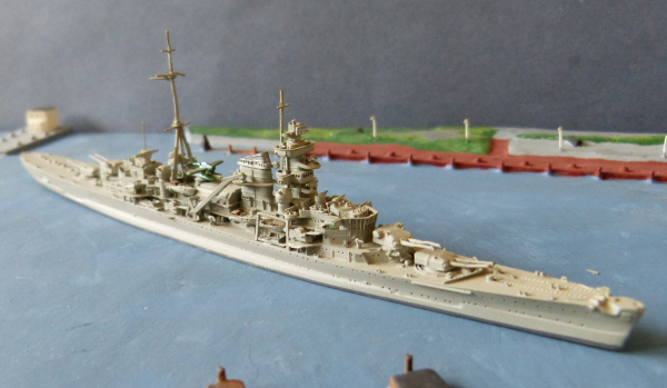 Neptun Modell 1032 - schwerer Kreuzer Admiral Hipper 1:1250 !