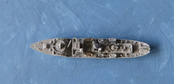 Ship Model ( 1:1250 ) - Royal Navy 2. World War Corvette Begonia