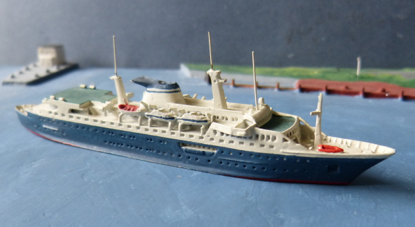 Ship Model british Yacht / MS Alexander - 1 : 1250 !