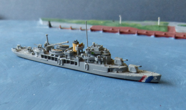 Ship Model : French Navy 2. World War - Aircraft Tender Barnegat - 1:1250
