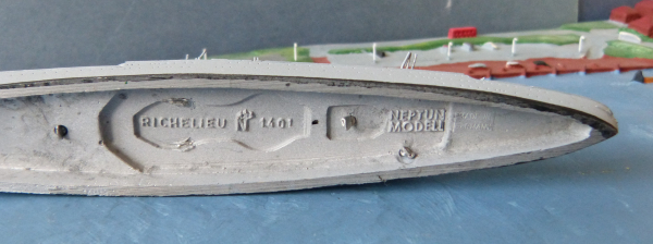 Neptun Ship Model 1401 Scale 1:1250 - French Navy 2. World War Battleship Richilieu
