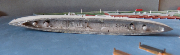 Argonaut 1:1250 Model - Cruiser London of the Royal Navy !