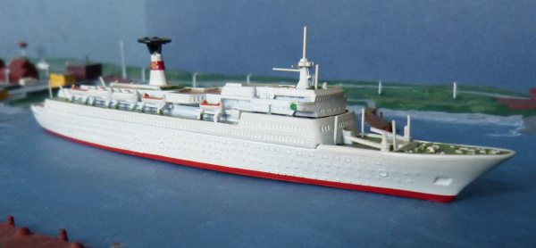 Hansa Modell S 172 Kreuzfahrtschiff Passagierschiff Maxim Gorkiy Maßstab 1:1250