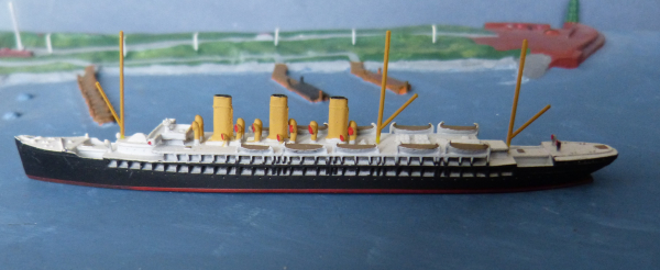 Navis 903 Ship Model Steamer Passenger Ship Auguste Victoria Hapag - 1:1250
