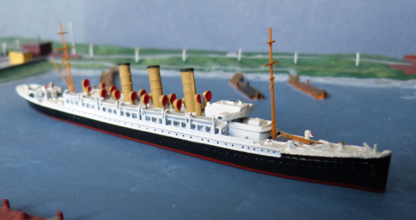Mercator Ship Model M 424 german Passenger Steamer Kaiserin Maria Theresia 1 : 1250 NDL Bremen