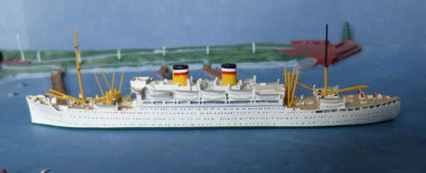 Ship Model : Passenger Ship MS Milwaukee - 1 : 1250 / Hapag