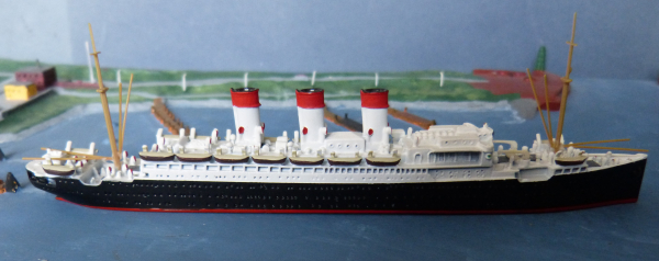Mercator Metall Modell : Dampfer Cap Trafalgar , Maßstab : 1: 1250 - Hamburg Süd