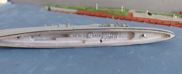 Neptun Ship Model : Royal Navy 2. World War Cruiser HMS Exeter