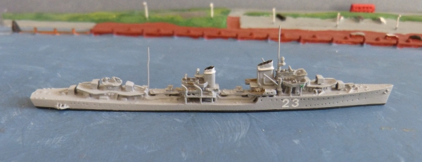 Neptun Ship Model 1065 - German 2. World War Destroyer Z 5 - 8 , 1:1250 !