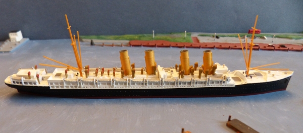 Mercator Ship Model 426 - Liner , Steamer Kronprinz Wilhelm - 1 : 1250 - NDL Bremen