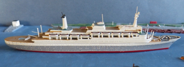Hansa Ship Model 130 - Passenger Ship / Liner Rotterdam - 1 : 1250 - Holland America Line