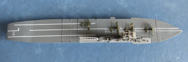Neptun Modell 1115 - Flugzeugträger HMS Hermes & 4 Doppeldecker - 1 : 1250 - Royal Navy