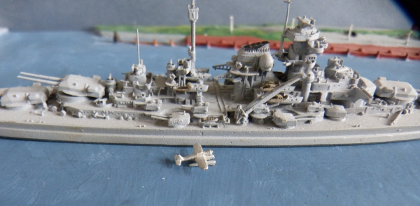 Neptun Ship Model 1002 - 1:1250 : German Second World War Battle Ship Bismarck