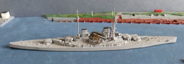 Navis Ship Model 24N German First World War Battlecruiser Derfflinger 1:1250