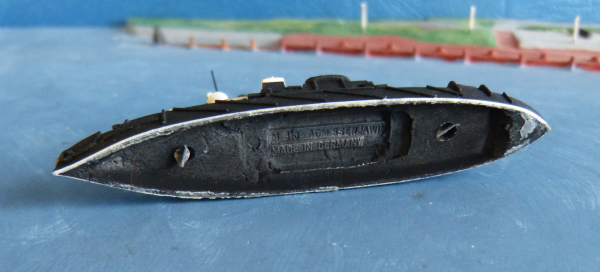 Mercator Metall Modell M 310 russisches Panzerschiff Admiral Senjawin 1 : 1250