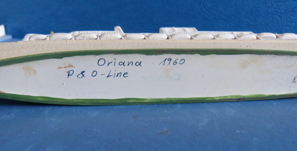 Helvetia Resin Modell HEL 11 Passagierschiff Oriana P & O Line 1 : 1250