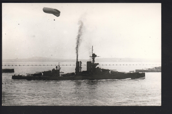 Fotokarte vom Schlachtschiff King Georg V !