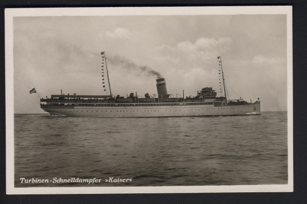 Postcard of the Steamer Kaiser / HAPAG !
